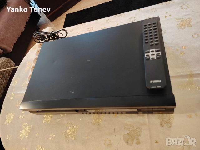 СД плеар Ямаха CDX 496, снимка 4 - Аудиосистеми - 53293952