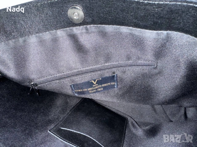 Оригинална дамска чанта Versace – естествена кожа, Made in Italy, снимка 7 - Чанти - 51989961