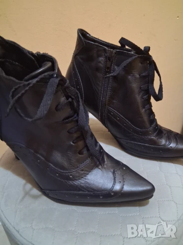 Чисто нови боти от ест.кожа, снимка 3 - Дамски боти - 51129335