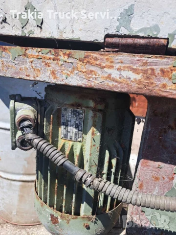 Настолна бормашина ПН161 колонна, снимка 4 - Други машини и части - 51381832