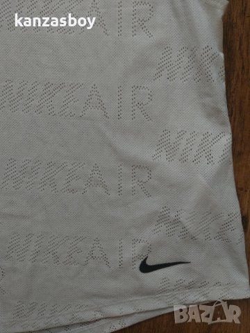 Nike Air Women's Running Top -УГОЛЕМЕНА дамска тениска като нова, снимка 9 - Тениски - 40981795