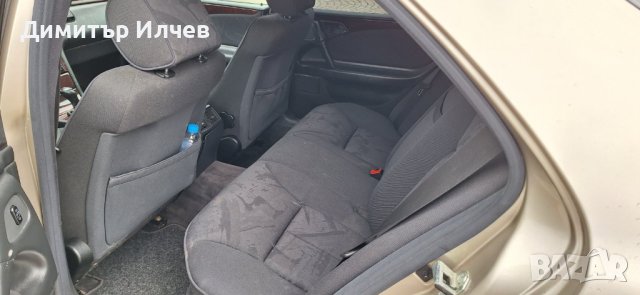 Mercedes-Benz E 220 D, снимка 9 - Автомобили и джипове - 44370185