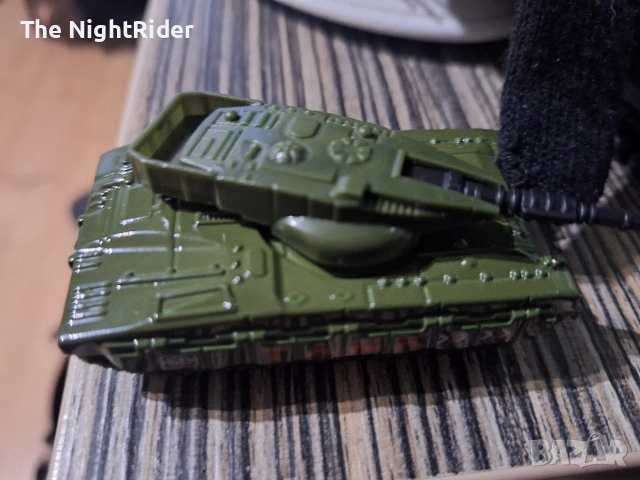 Малки играчки танк,1:64, снимка 2 - Плюшени играчки - 52955496