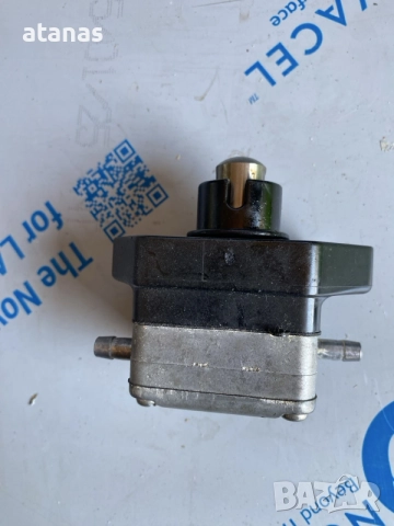 бензинова помпа за yamaha f80-100, снимка 2 - Воден транспорт - 55949677