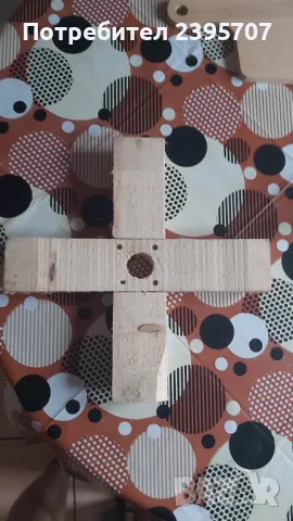 Стойка Кръстачка за Елха, снимка 2 - Други стоки за дома - 35177303