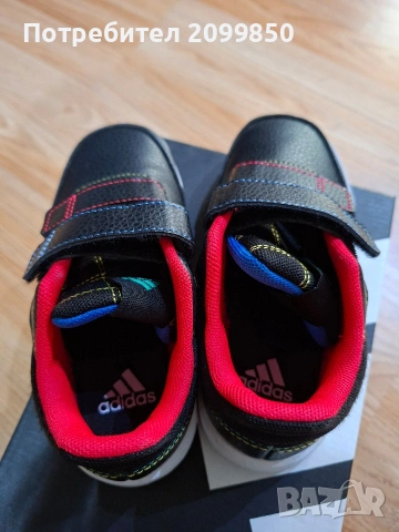 Маратонки ADIDAS номер 28, снимка 2 - Детски маратонки - 53868915