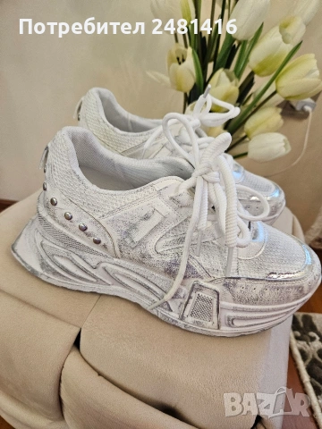 Дамски бели маратонки, (реплика) , снимка 8 - Маратонки - 53762075
