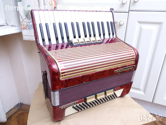 Акордеон Велтмайстер Гигантили 80 баса, снимка 5 - Акордеони - 48589438