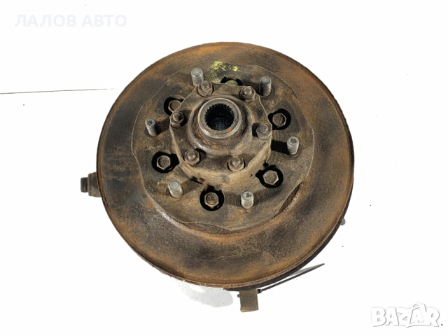 Преден десен шенкел главина Нисан Терано 2 Preden desen shenkel glavina Nissan Terrano II Facelift