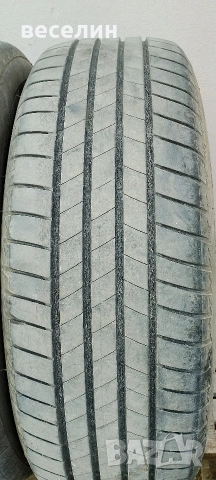 Продавам 2 бр.гуми 225/60/18, снимка 3 - Гуми и джанти - 53623452