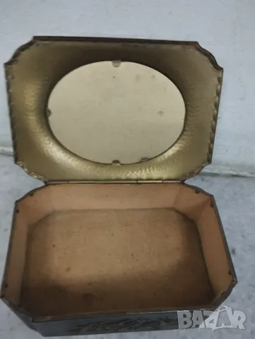 стара кутия арт деко, снимка 9 - Антикварни и старинни предмети - 47547430