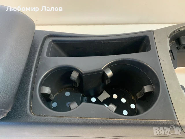 Подлакътник Аudi A5 (08-12)г. 8K0864981, снимка 4 - Части - 50817988