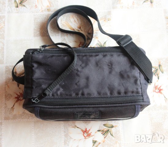 Оригинална чанта Сони за видеокамера - фотоапарат, снимка 3 - Чанти, стативи, аксесоари - 40832035