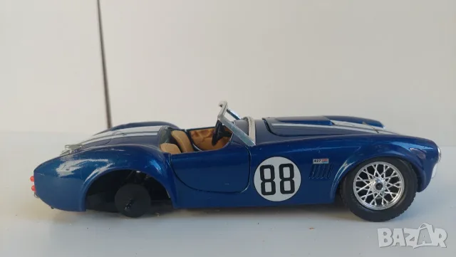 1/24 BURAGO - WALT DISNEY - SHELBY COBRA 427 , снимка 6 - Колекции - 56058186