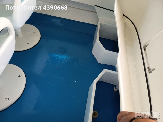 Лодка ELAN Gliser GT402 с колесар, снимка 12 - Воден транспорт - 52509218