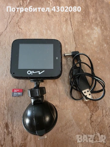 Продава се видеорегистратор сас mikro SD karta 64 GB.