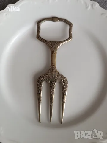 Викторианска вилица за хляб, посребрена с маркировка., снимка 4 - Други ценни предмети - 47856037
