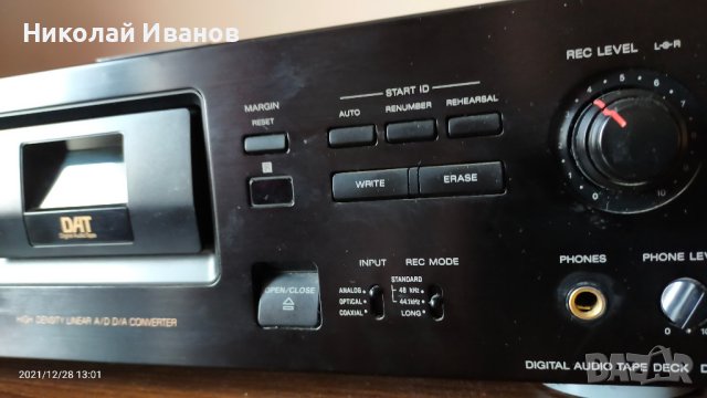 Sony DTC-790 DAT, снимка 8 - Декове - 41387445