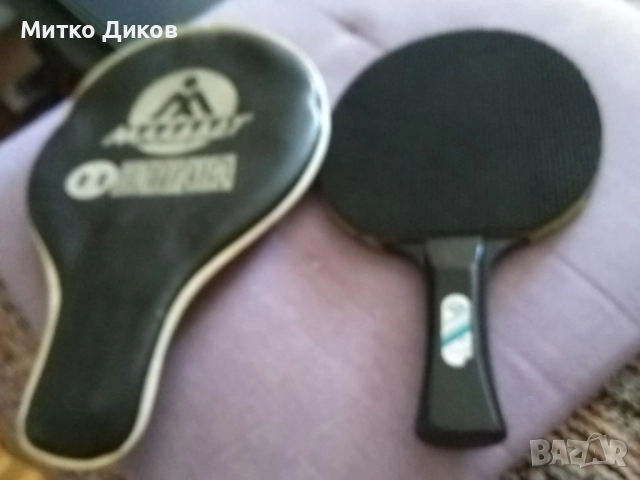 Маркова хилка с кожен калъф обратна страна трева Schildkrot Olympia Backside, снимка 7 - Тенис - 51515115