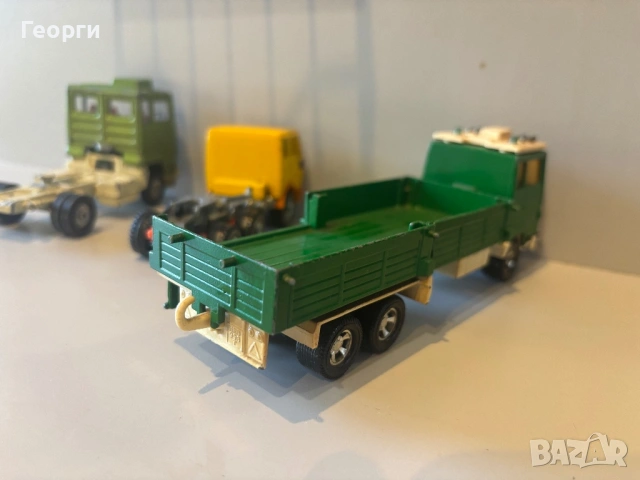 Лот Метални камиончена 1:43, снимка 10 - Колекции - 53813428