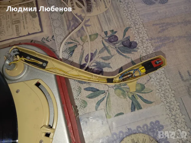 Ретро грамофон Fonica от 1966г., снимка 5 - Грамофони - 55853056