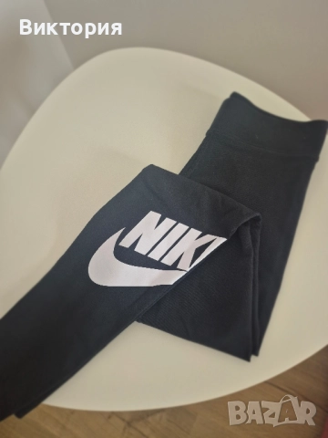 Дамски клин Nike, снимка 4 - Клинове - 52243558