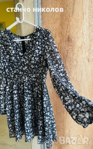 Продавам дамска рокличка, снимка 2 - Рокли - 49938587