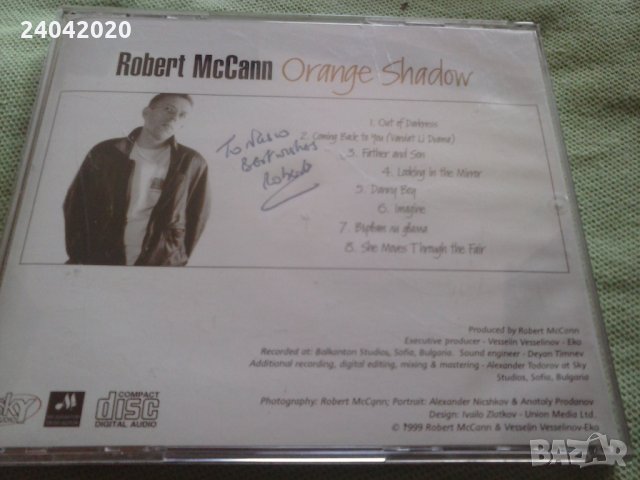 Robert McCann - Orange Shadow оригинален диск, снимка 2 - CD дискове - 35846330