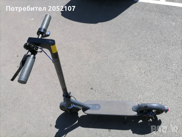 Продавам Електрически Скутер (Тротинетка) XIAOMI MI ELECTRIC SCOOTER 3, снимка 5 - Други спортове - 48432004