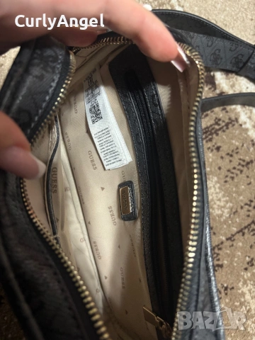 Чанта Guess, снимка 3 - Чанти - 53650179