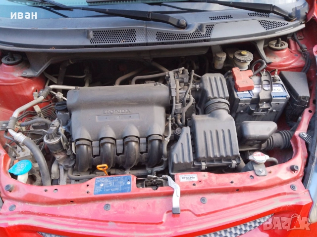 Продава се Хонда джаз, снимка 5 - Автомобили и джипове - 52157056