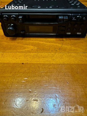 Автокасетофон-флипKENWOOD, снимка 2 - Радиокасетофони, транзистори - 44450078