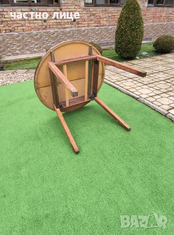 маса за хранене  кръгла ,за 20 евро в Бургас, снимка 3 - Маси - 53296084