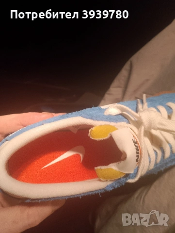 Дамски полукецове Nike номера 38 и 38,5, снимка 4 - Маратонки - 53470757