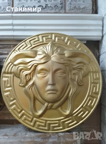 пано Версаче