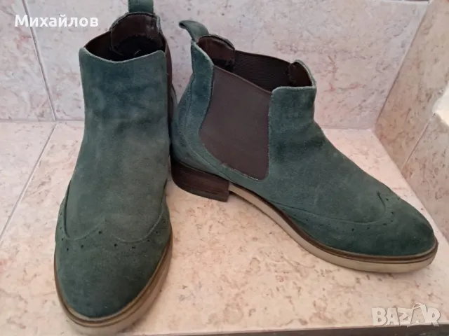 Велурени боти