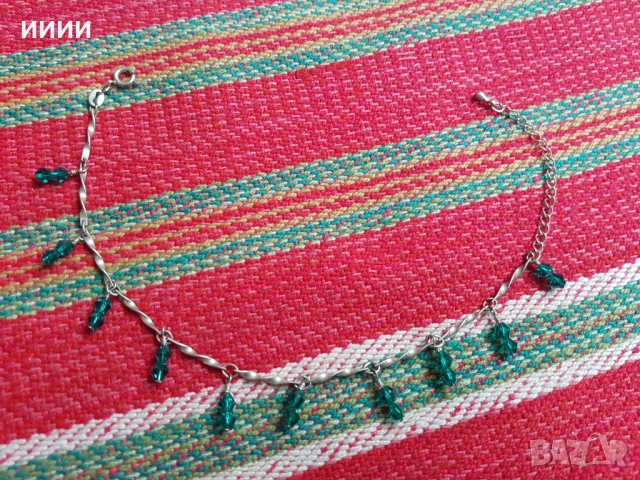 Сребърна гривна верижка с камъчета