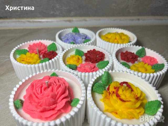 Ароматни соеви свещи подарък за 8 март за жена