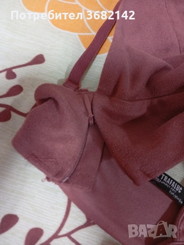 продавам дамски велурен топ , снимка 14 - Корсети, бюстиета, топове - 52259467