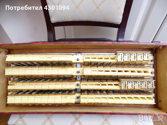 Тарги за акордеон Велтмайстер Стела, Серино, Метеор 120 баса, снимка 4 - Акордеони - 53803750