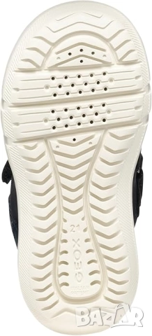 Намаление! НОВИ GEOX Сникърси за момче/ водонепромокаеми и топли, снимка 5 - Бебешки боти и ботуши - 52047286