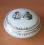 Старинна порцеланова кутия за бижута Наполеон и Жозефина, снимка 1 - Антикварни и старинни предмети - 39280503