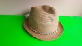 Английска детска шапка-кепе Mothercare , снимка 1 - Шапки, шалове и ръкавици - 40732560