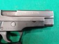 Зиг Зауер P 226 , снимка 5