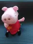 Peppa Pig / Прасето Пепа Пиг - плюшена играчка 25 см., снимка 2
