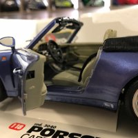 Нова метална колекционерска количка PORSCHE 911 CABRIO 1995. 1:18, снимка 4 - Колекции - 40121181