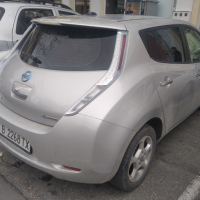 продавам Nissan Leaf на части, снимка 2 - Части - 36174370