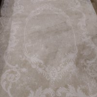 Продавам чисто нов килим, снимка 1 - Килими - 42398730