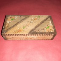 Красива Стара Дървена Кутийка , снимка 1 - Други ценни предмети - 41480204