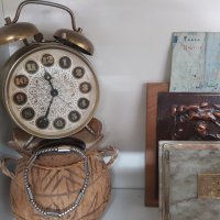 Стар настолен часовник PRIM от Чехословакия, снимка 1 - Други - 39060882